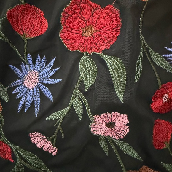 saltwater LUXE Floral Embroidered Black Top - Picture 5 of 6